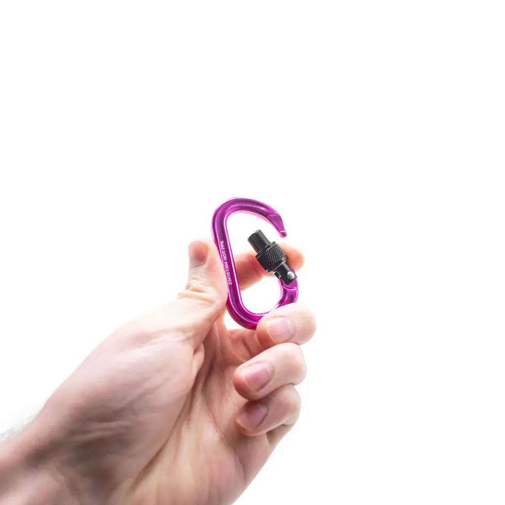 K01SG in hand (002).webp